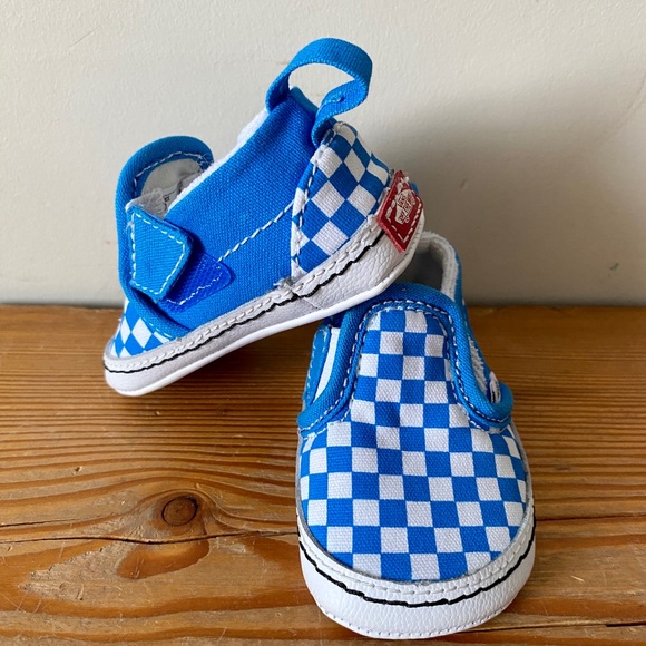 Vans Other - NWT Infant Soft Vans Shoes Size 1